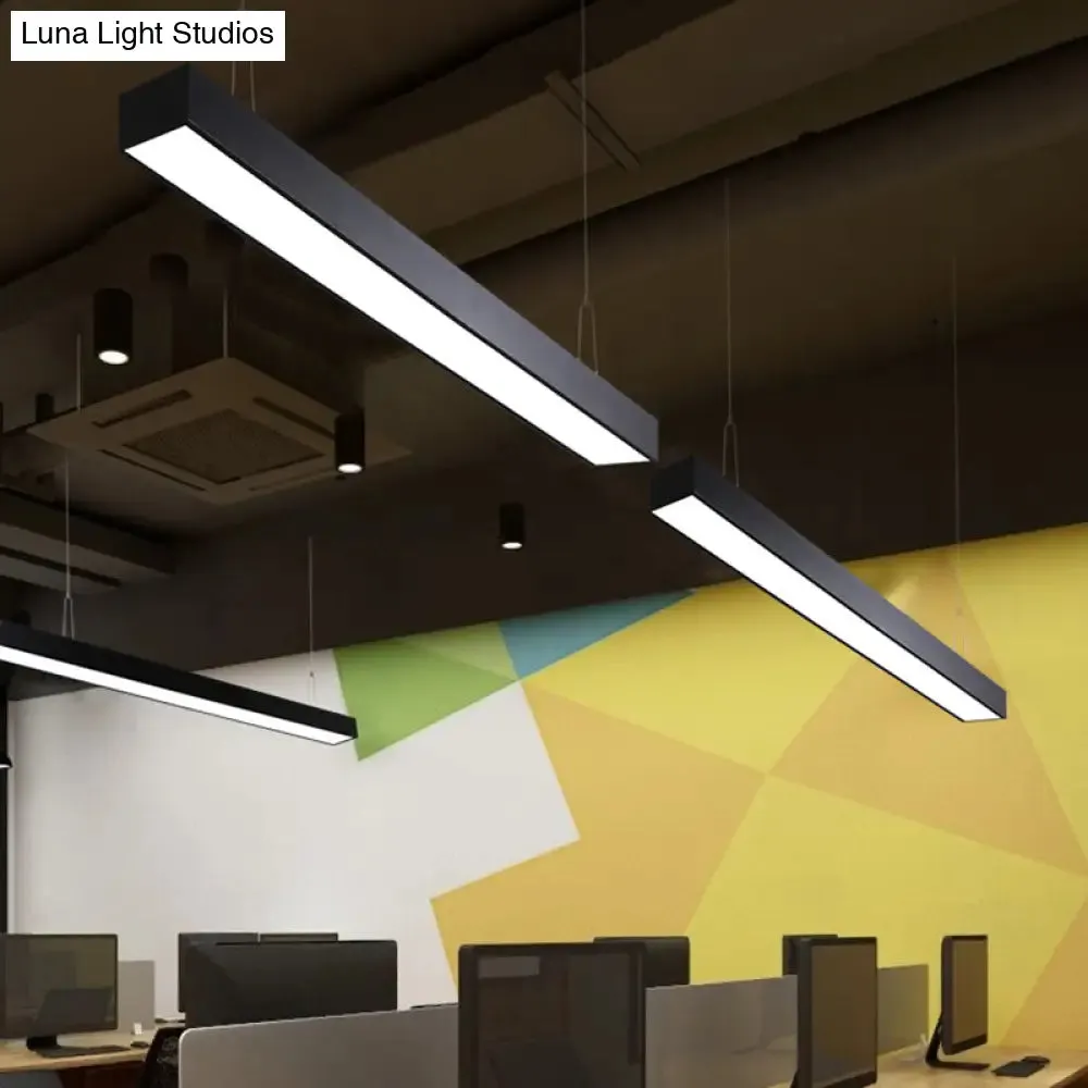 Linear LED Pendant Light: Sleek Aluminum Fixture for Modern Office Ceilings.