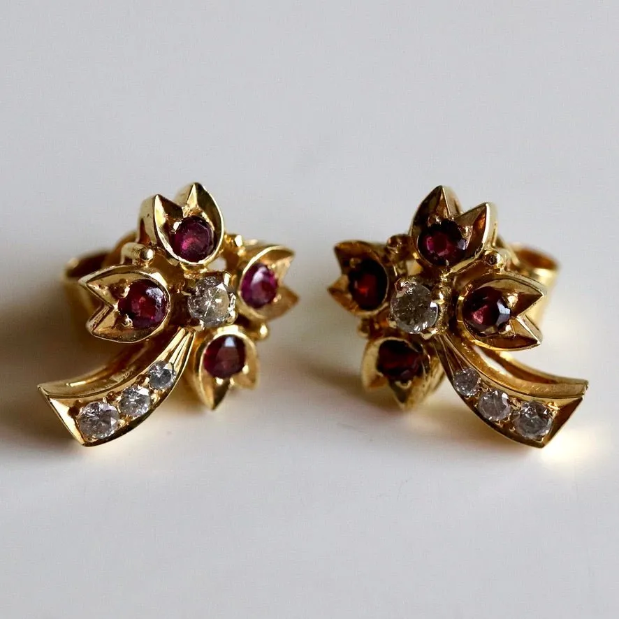 Marseille 14k Gold, Garnet and Diamond Earrings