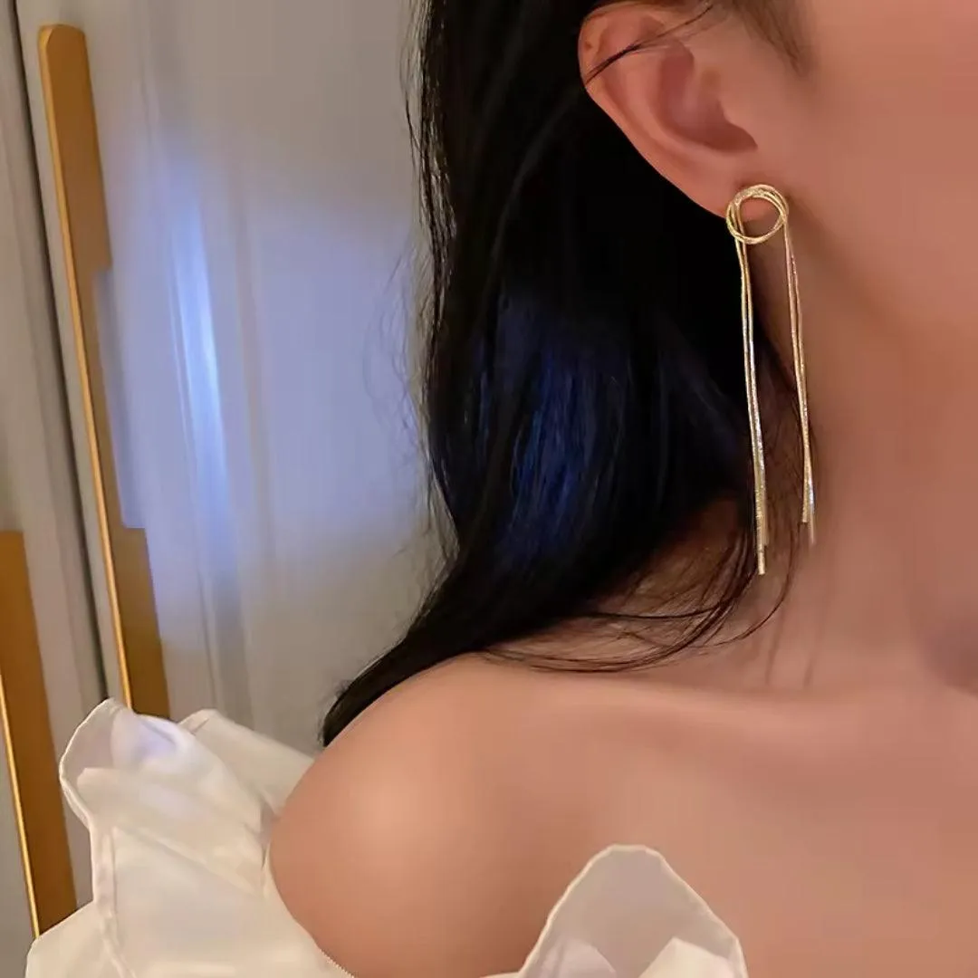 Metal long drop earrings