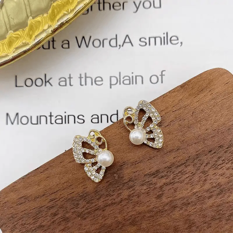 Pearl Butterfly Hollow Earrings