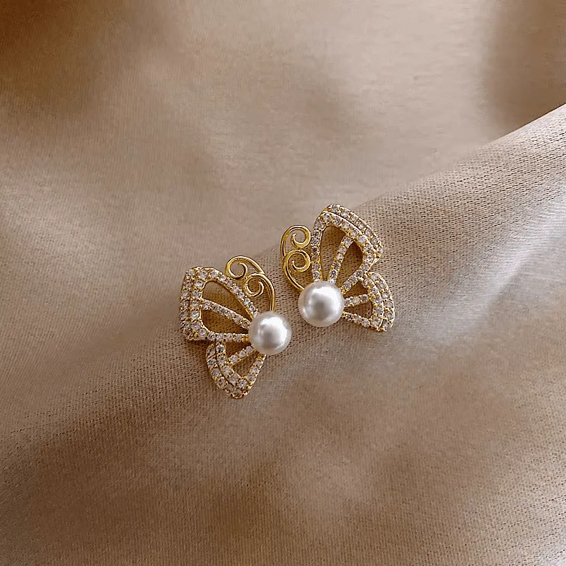 Pearl Butterfly Hollow Earrings