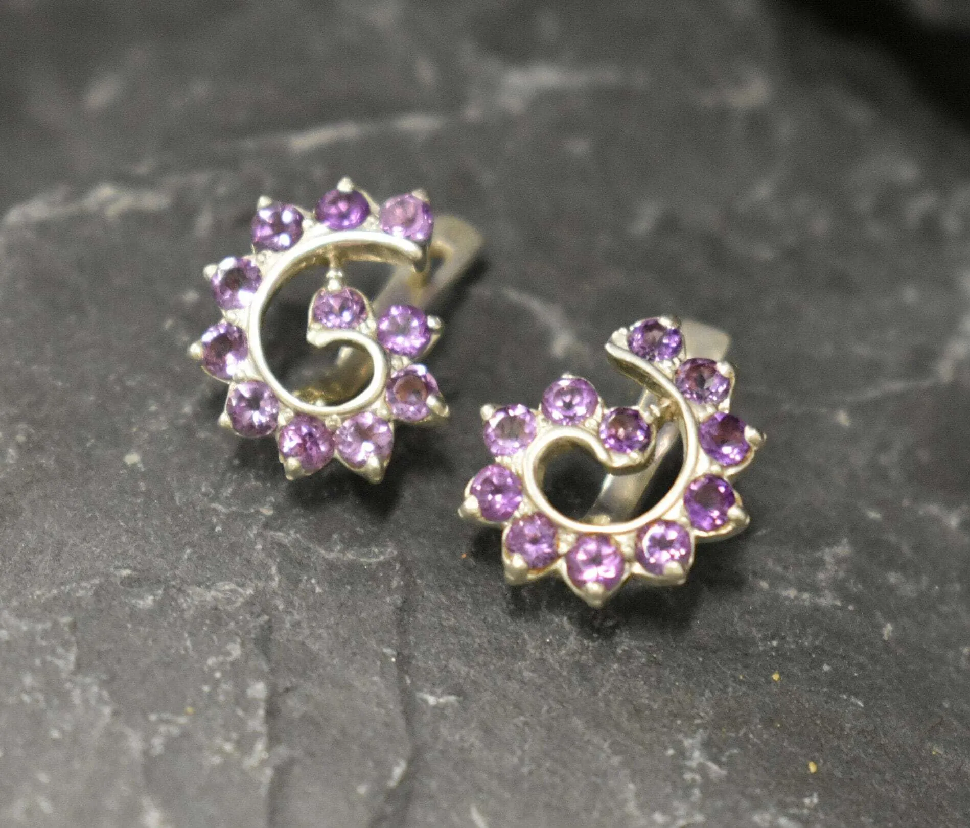 Purple Swirl Earrings - Spiral Amethyst Earrings - Vintage Artistic Earrings