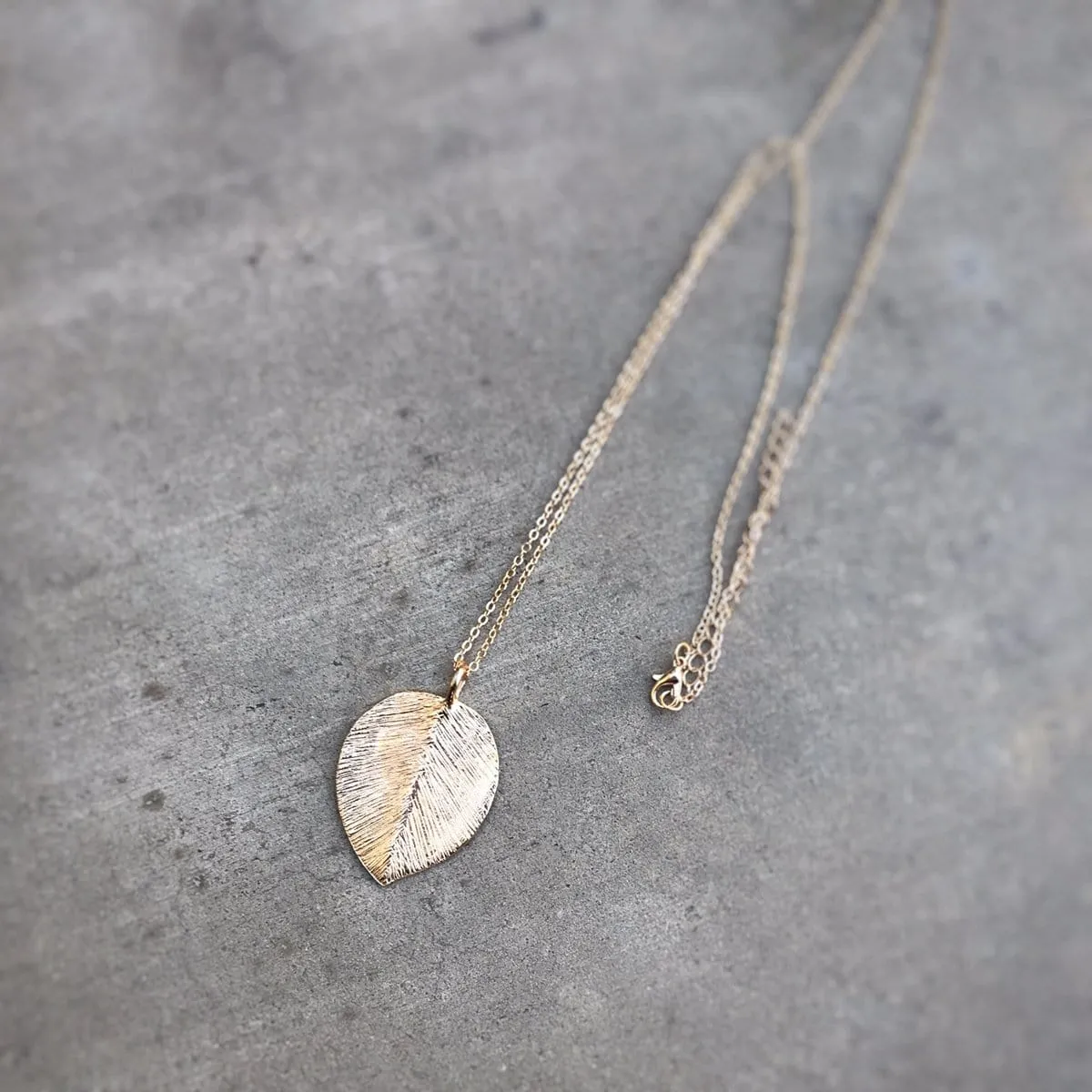 Simple Pendant Necklaces