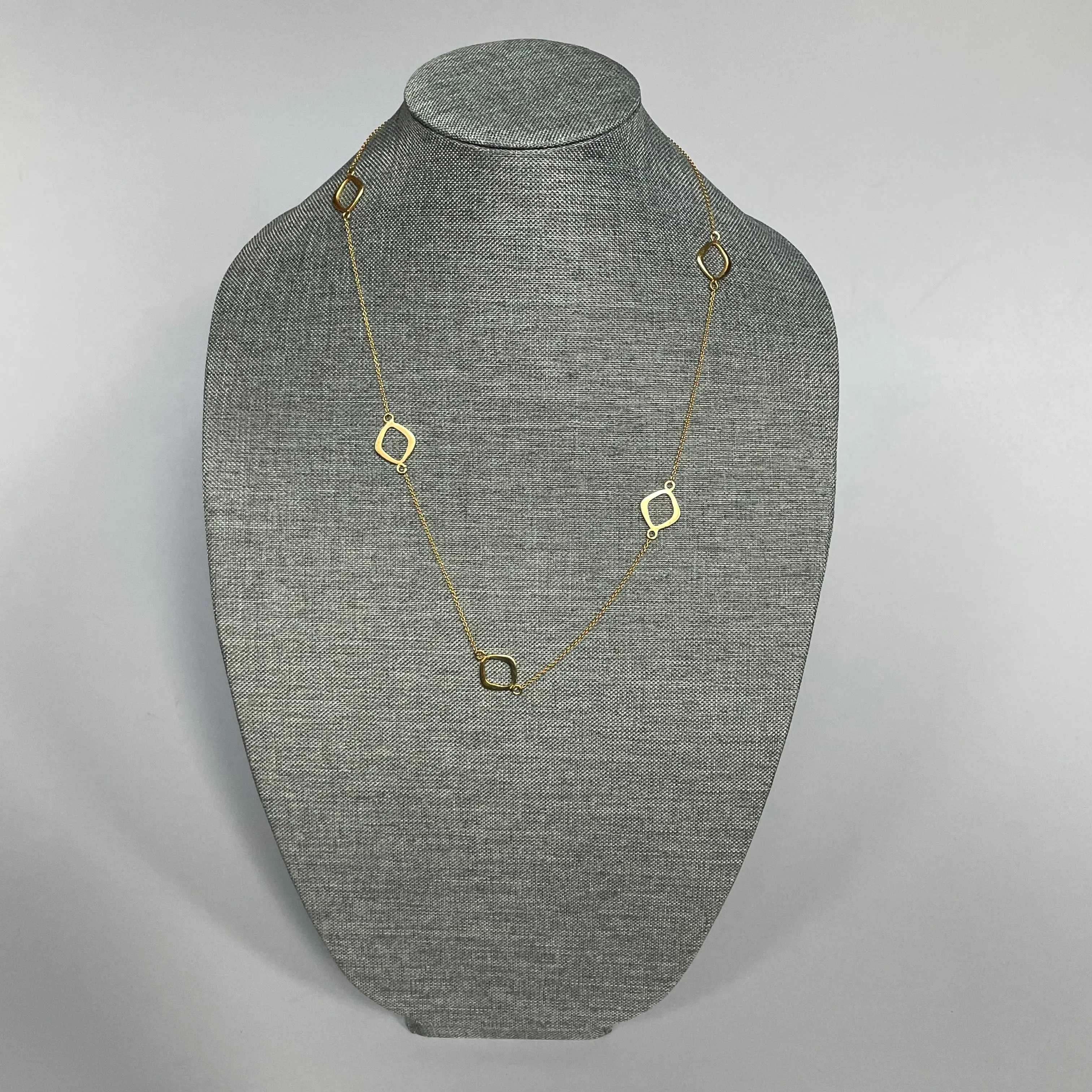 Tiya Chain Necklace